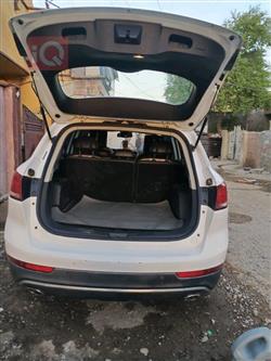بۆرگوارد BX7